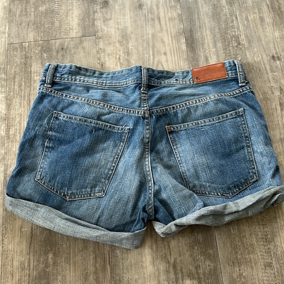 H&M 100% COTTON BOYFRIEND JEAN SHORTS - Picture 7 of 7